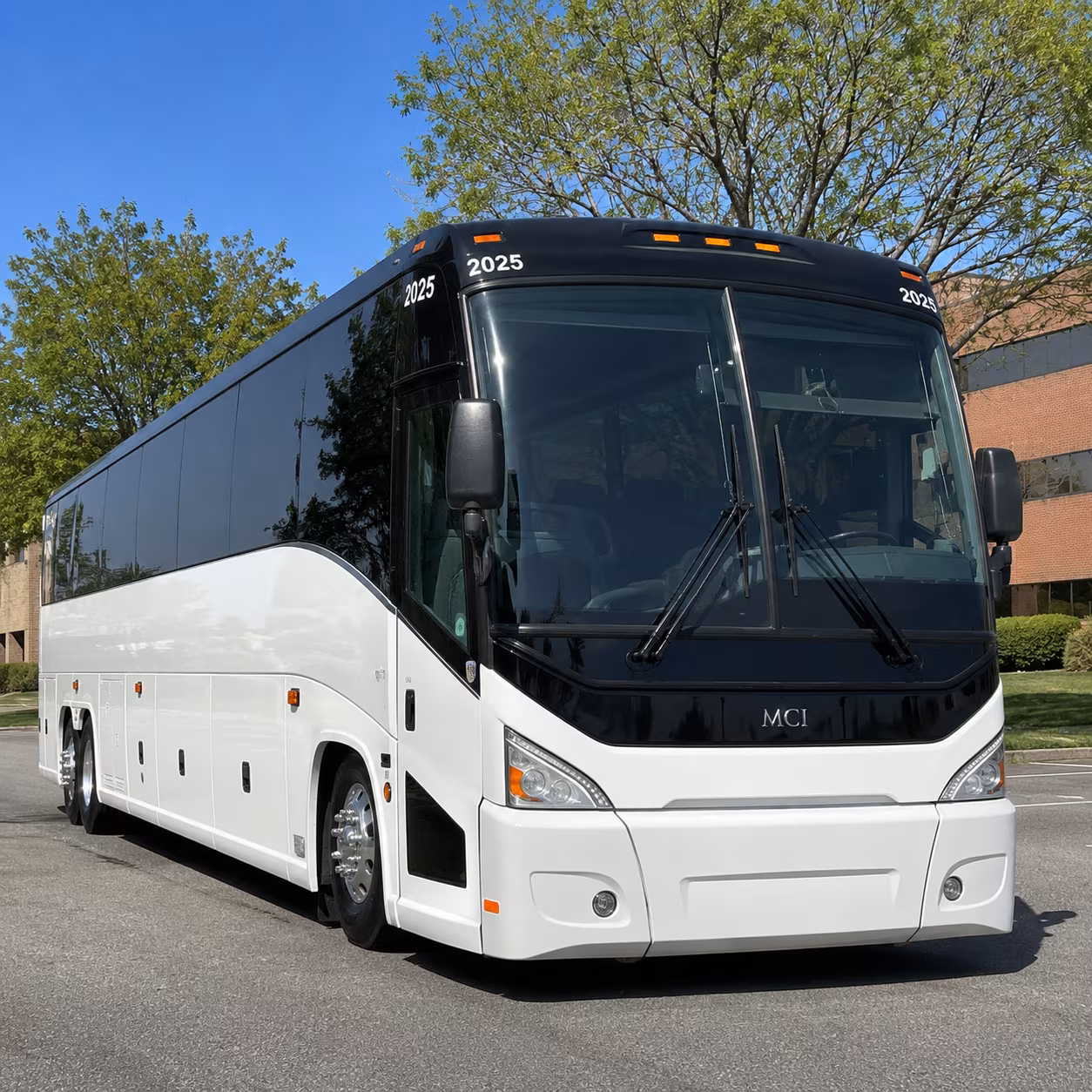 concert bus rentals to chi health center omaha and pinnacle bank arena