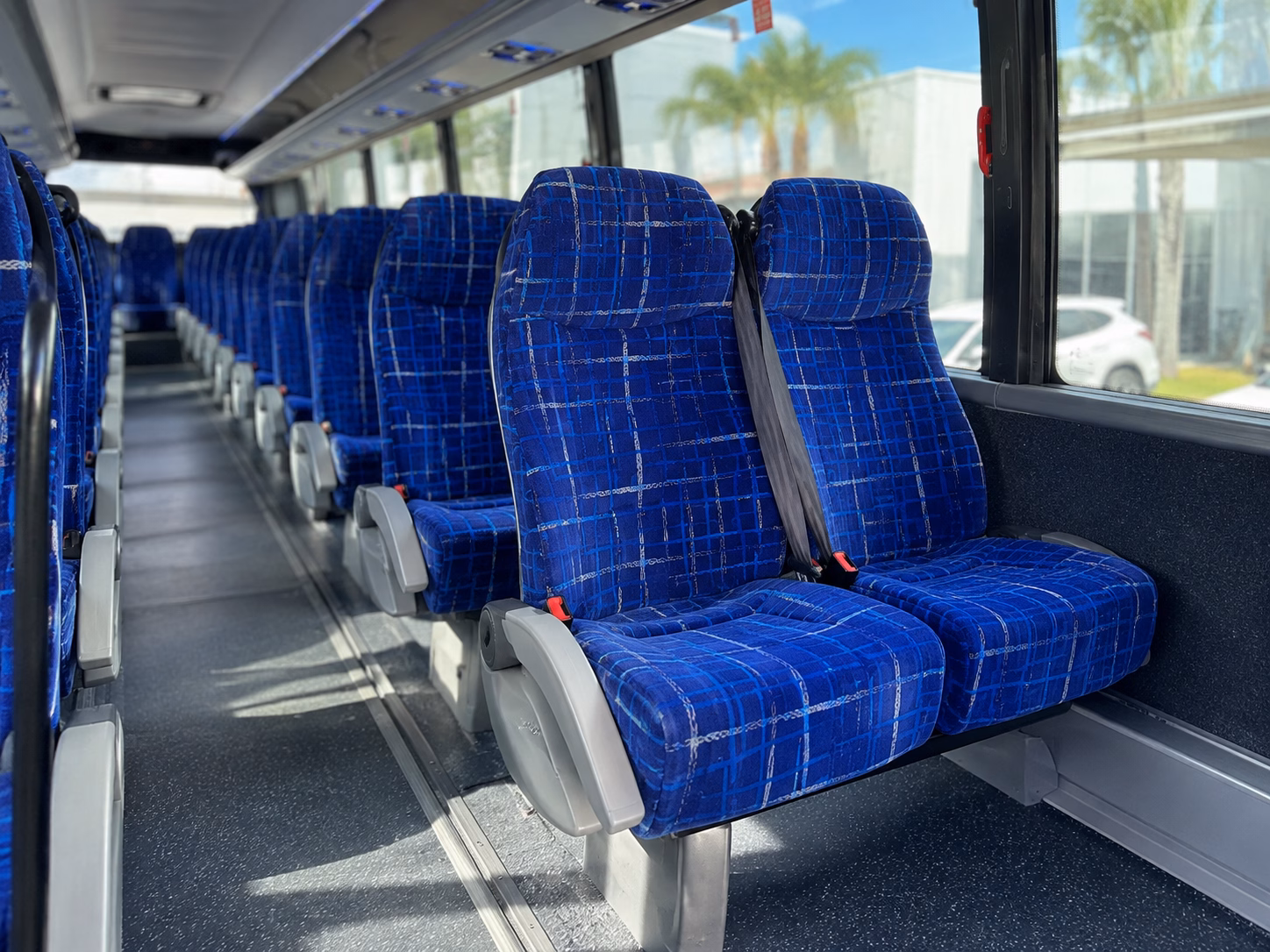 grandislandcharterbuscompany com is the go to way to find prom transportation across central nebraska