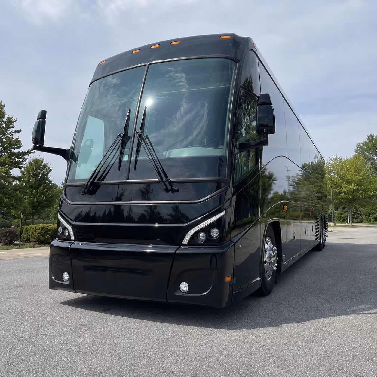 minneapolis charter bus rental fleet